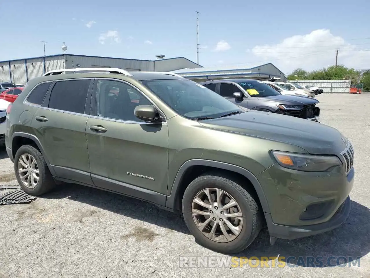 4 Photograph of a damaged car 1C4PJLCX7KD305416 JEEP GRAND CHER 2019