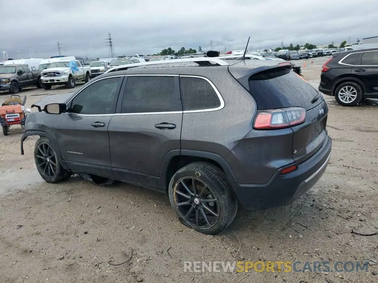 2 Photograph of a damaged car 1C4PJLDB4KD154098 JEEP GRAND CHER 2019