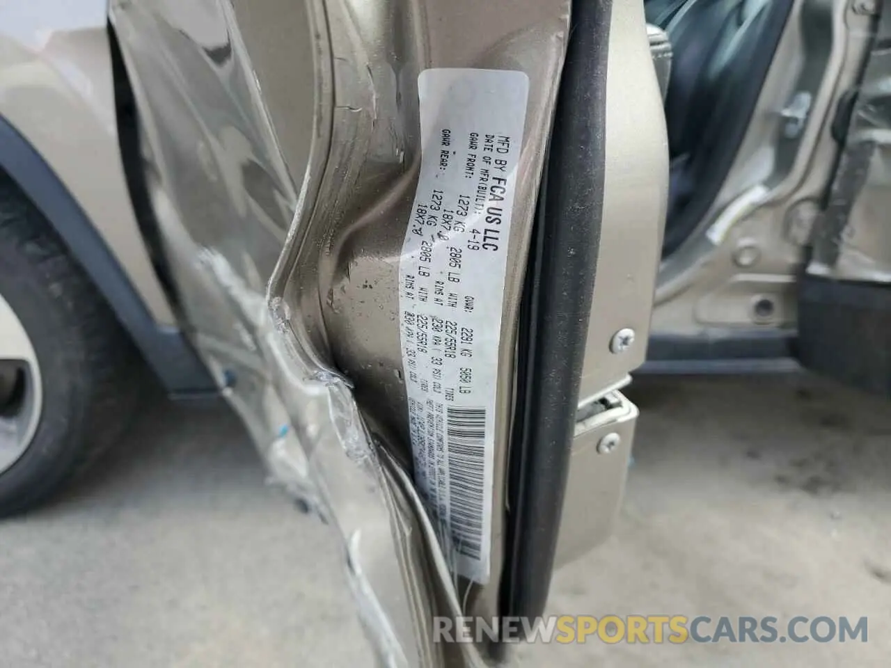 13 Photograph of a damaged car 1C4PJLDB5KD448173 JEEP GRAND CHER 2019