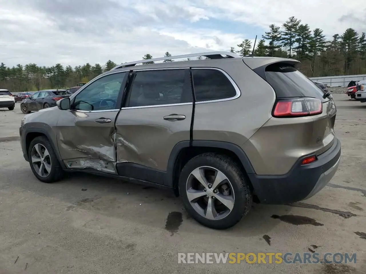 2 Photograph of a damaged car 1C4PJLDB5KD448173 JEEP GRAND CHER 2019