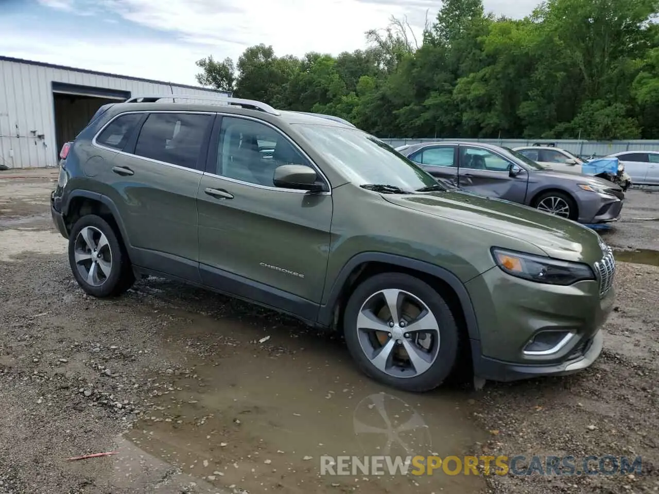 4 Photograph of a damaged car 1C4PJLDB6KD145077 JEEP GRAND CHER 2019