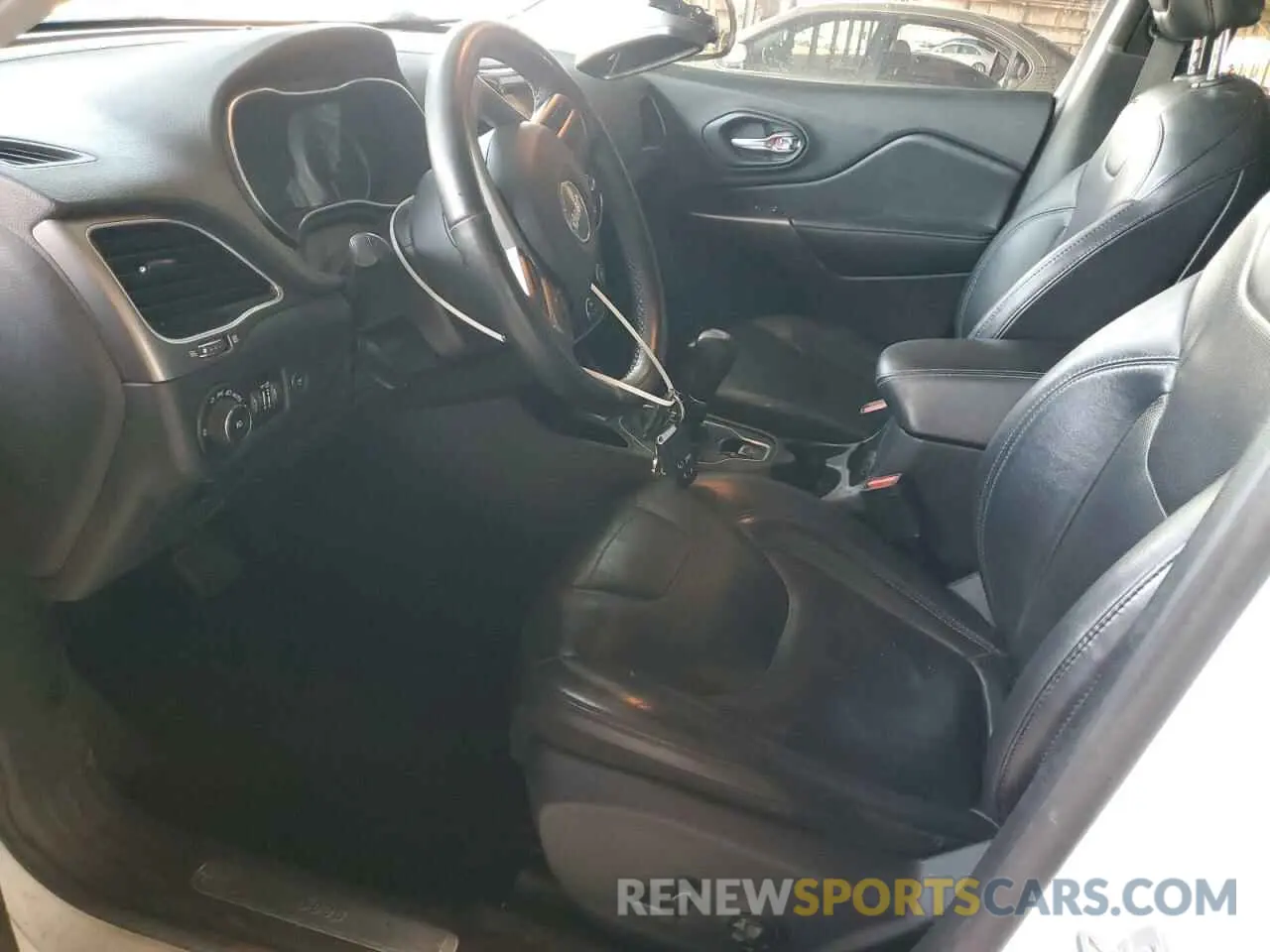 7 Фотография поврежденного автомобиля 1C4PJLDB7KD300607 JEEP GRAND CHER 2019