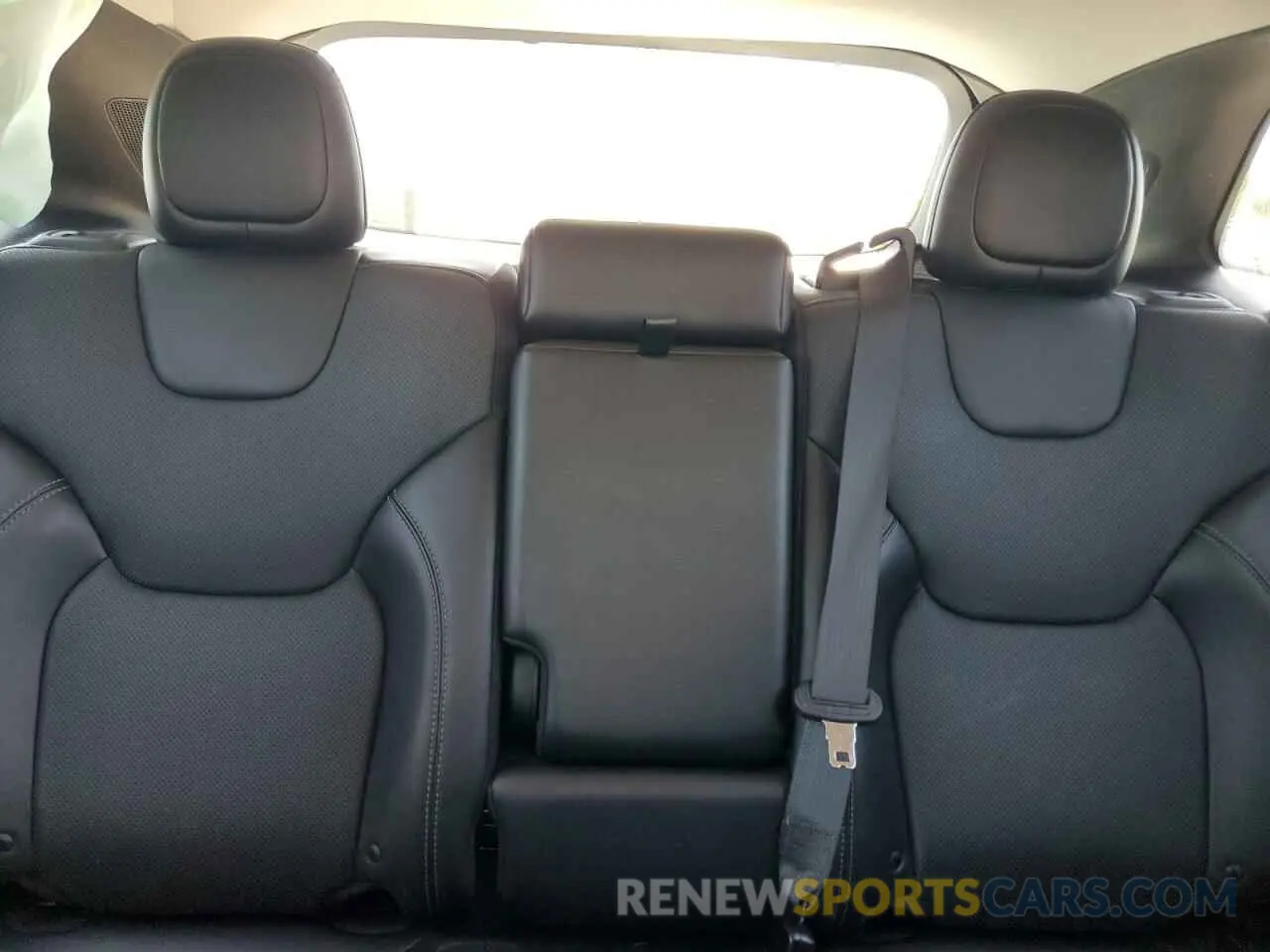 10 Фотография поврежденного автомобиля 1C4PJLDB8KD439144 JEEP GRAND CHER 2019