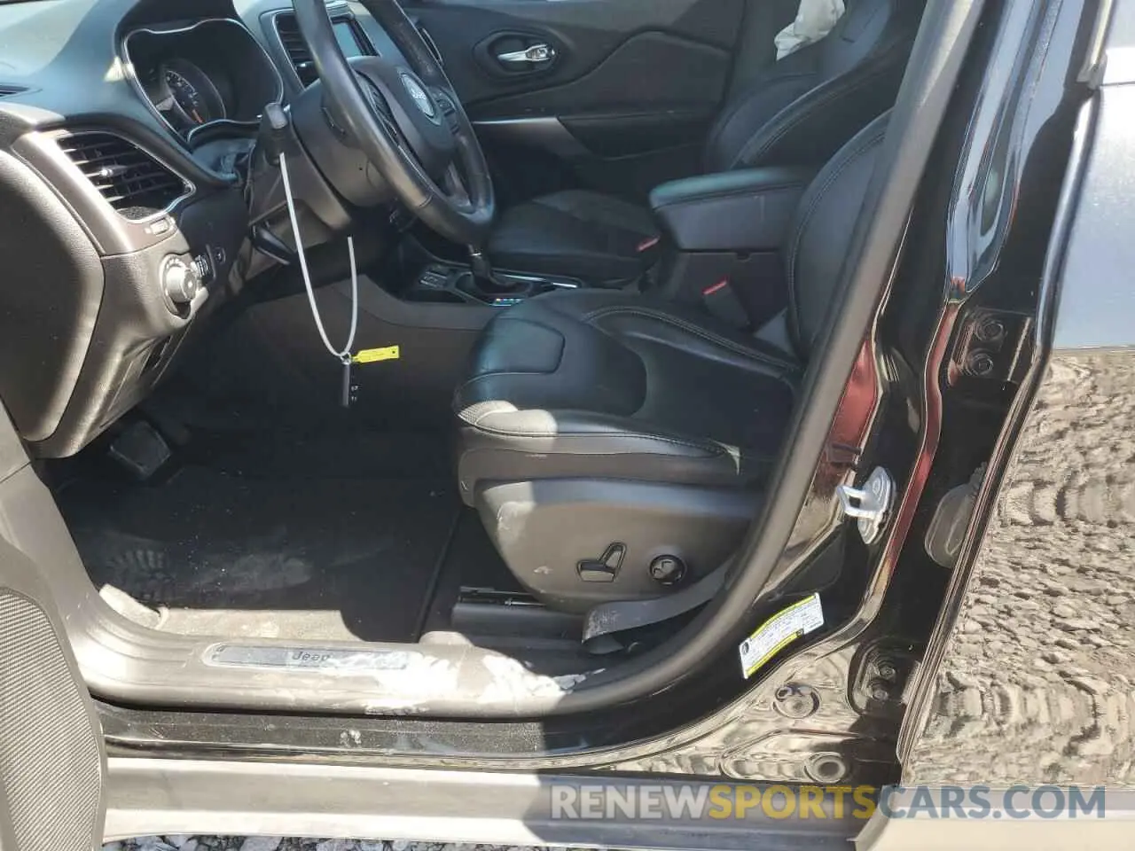 7 Фотография поврежденного автомобиля 1C4PJLDB8KD439144 JEEP GRAND CHER 2019