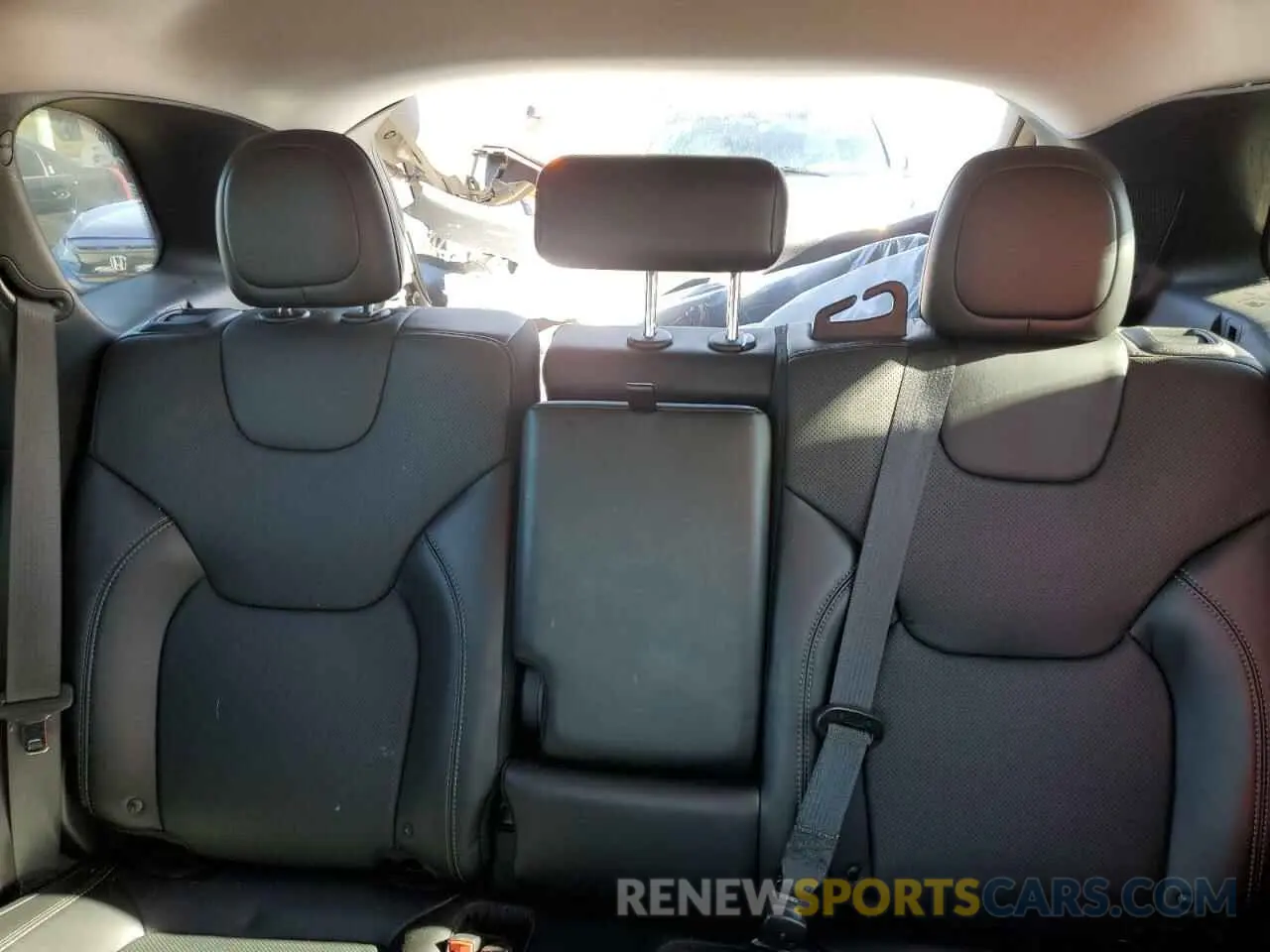 10 Фотография поврежденного автомобиля 1C4PJLDBXKD428209 JEEP GRAND CHER 2019