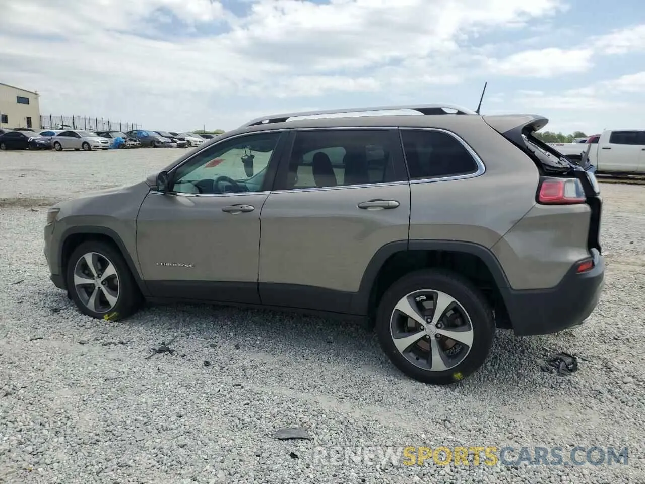 2 Photograph of a damaged car 1C4PJLDX3KD270890 JEEP GRAND CHER 2019