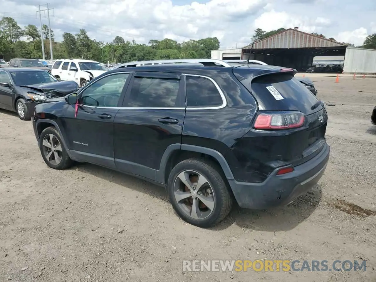 2 Photograph of a damaged car 1C4PJLDX8KD313071 JEEP GRAND CHER 2019