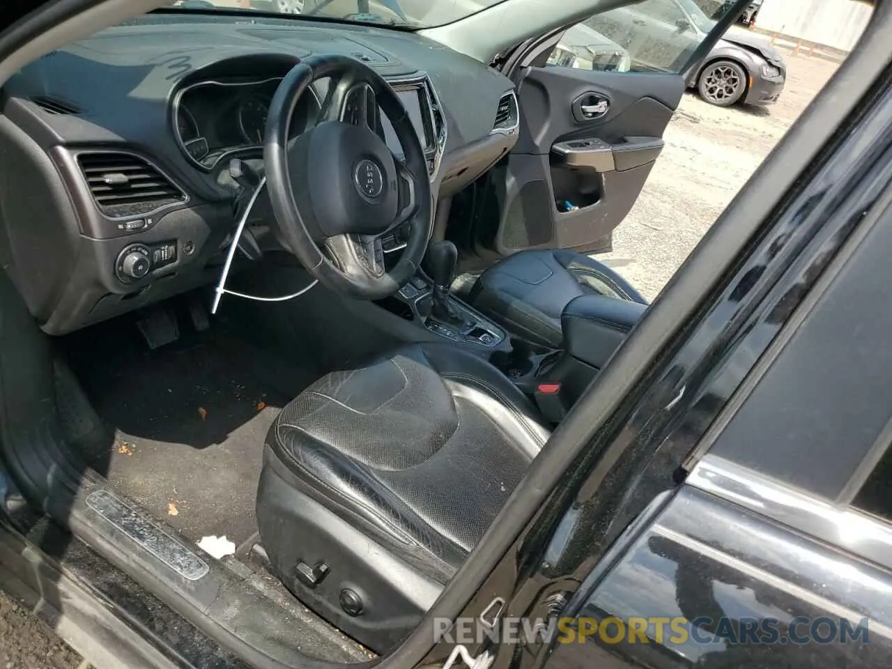 7 Photograph of a damaged car 1C4PJLDX8KD313071 JEEP GRAND CHER 2019