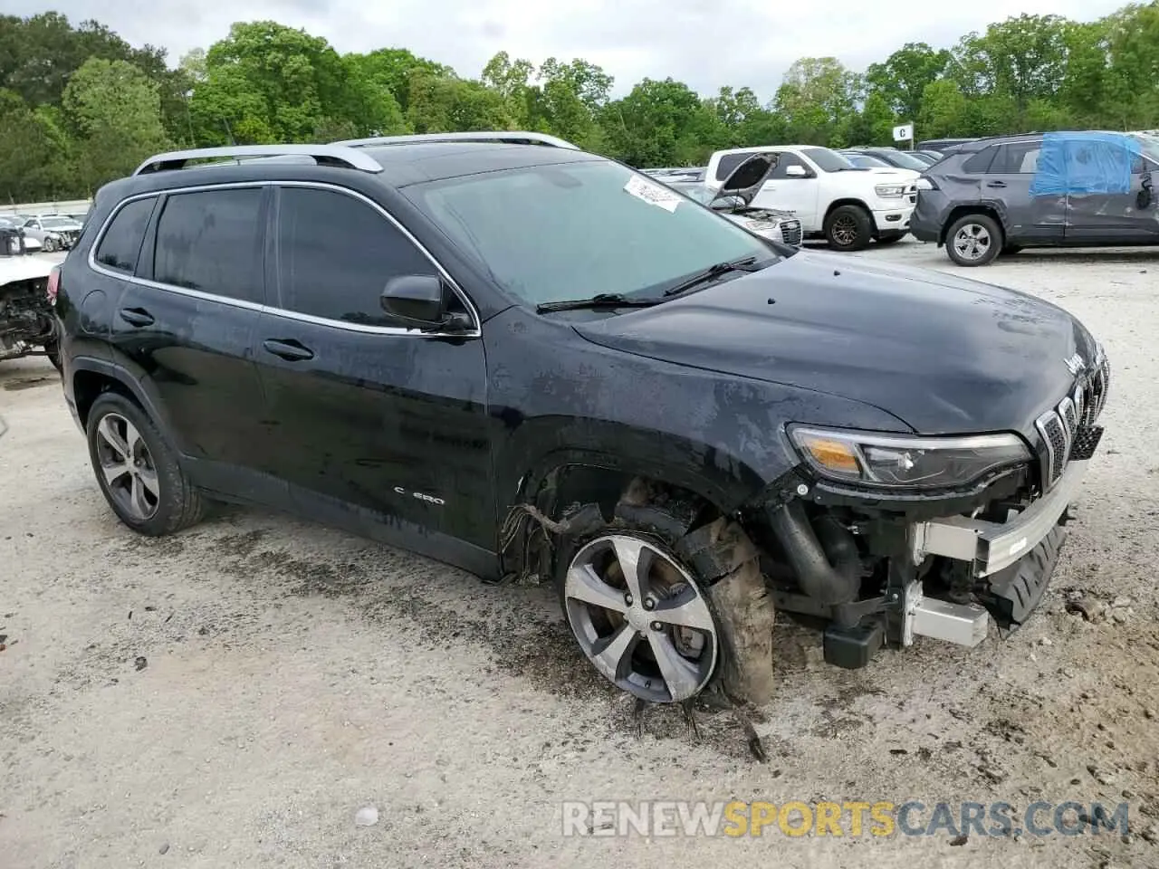 4 Photograph of a damaged car 1C4PJLDX8KD377501 JEEP GRAND CHER 2019