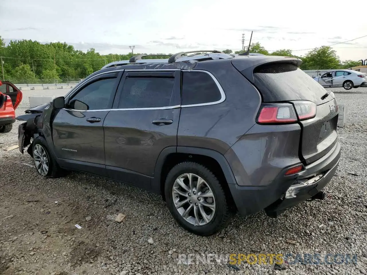 2 Photograph of a damaged car 1C4PJLLB0KD265314 JEEP GRAND CHER 2019
