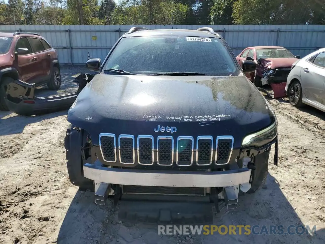 5 Photograph of a damaged car 1C4PJLLB1KD176707 JEEP GRAND CHER 2019