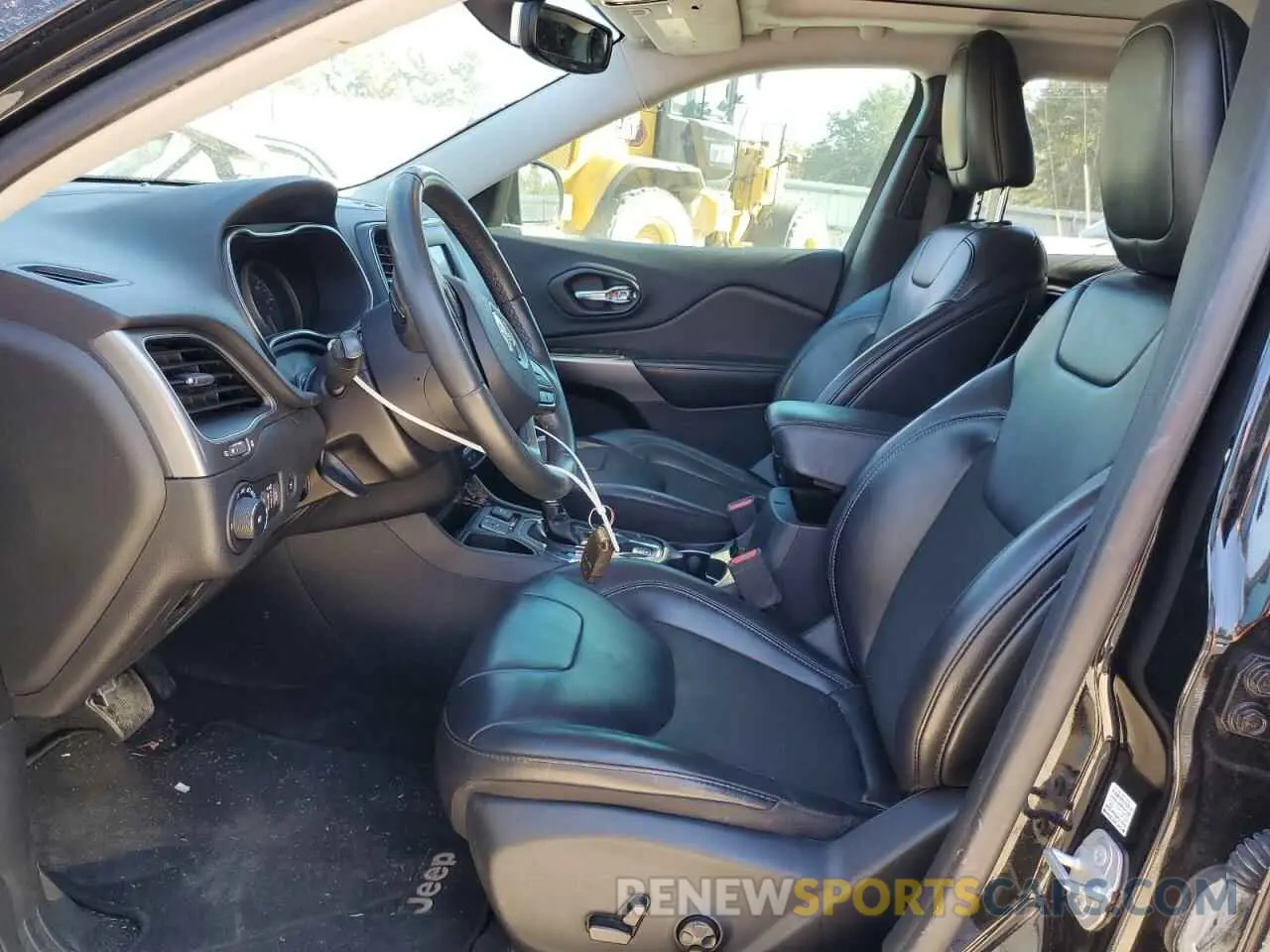 7 Photograph of a damaged car 1C4PJLLB1KD176707 JEEP GRAND CHER 2019