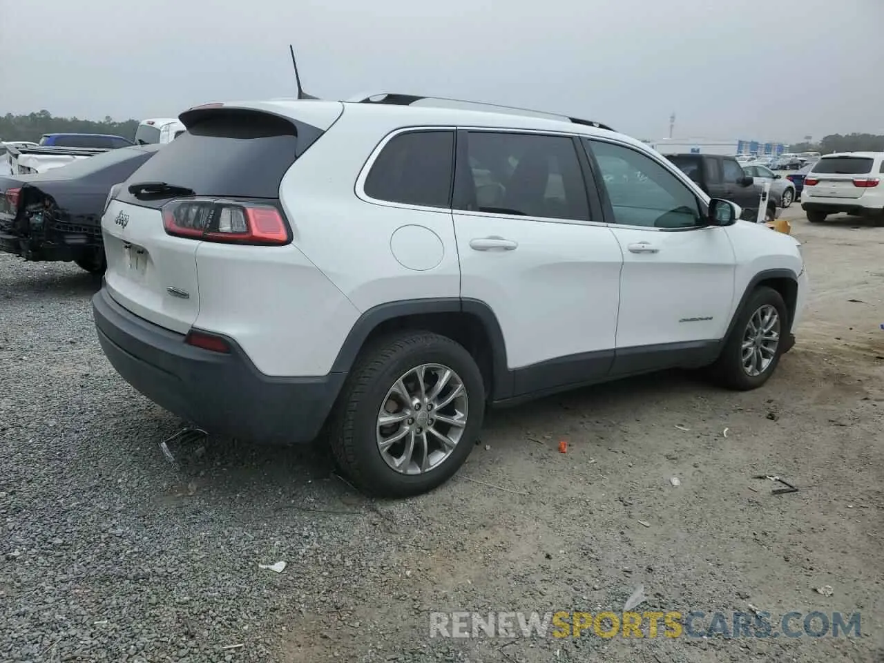 3 Photograph of a damaged car 1C4PJLLB1KD220284 JEEP GRAND CHER 2019