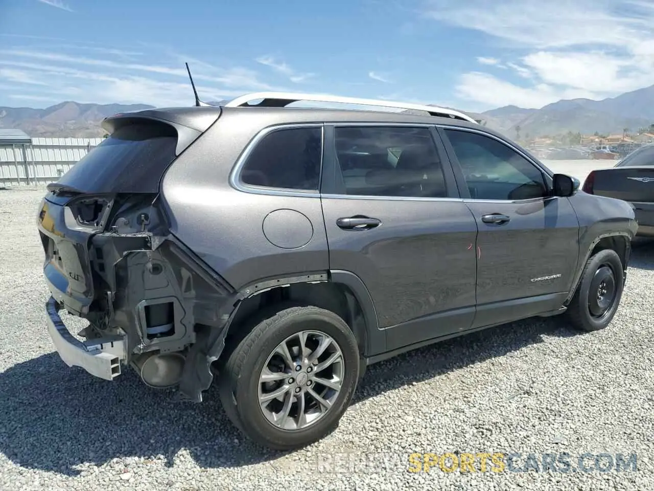 3 Фотография поврежденного автомобиля 1C4PJLLB1KD262597 JEEP GRAND CHER 2019