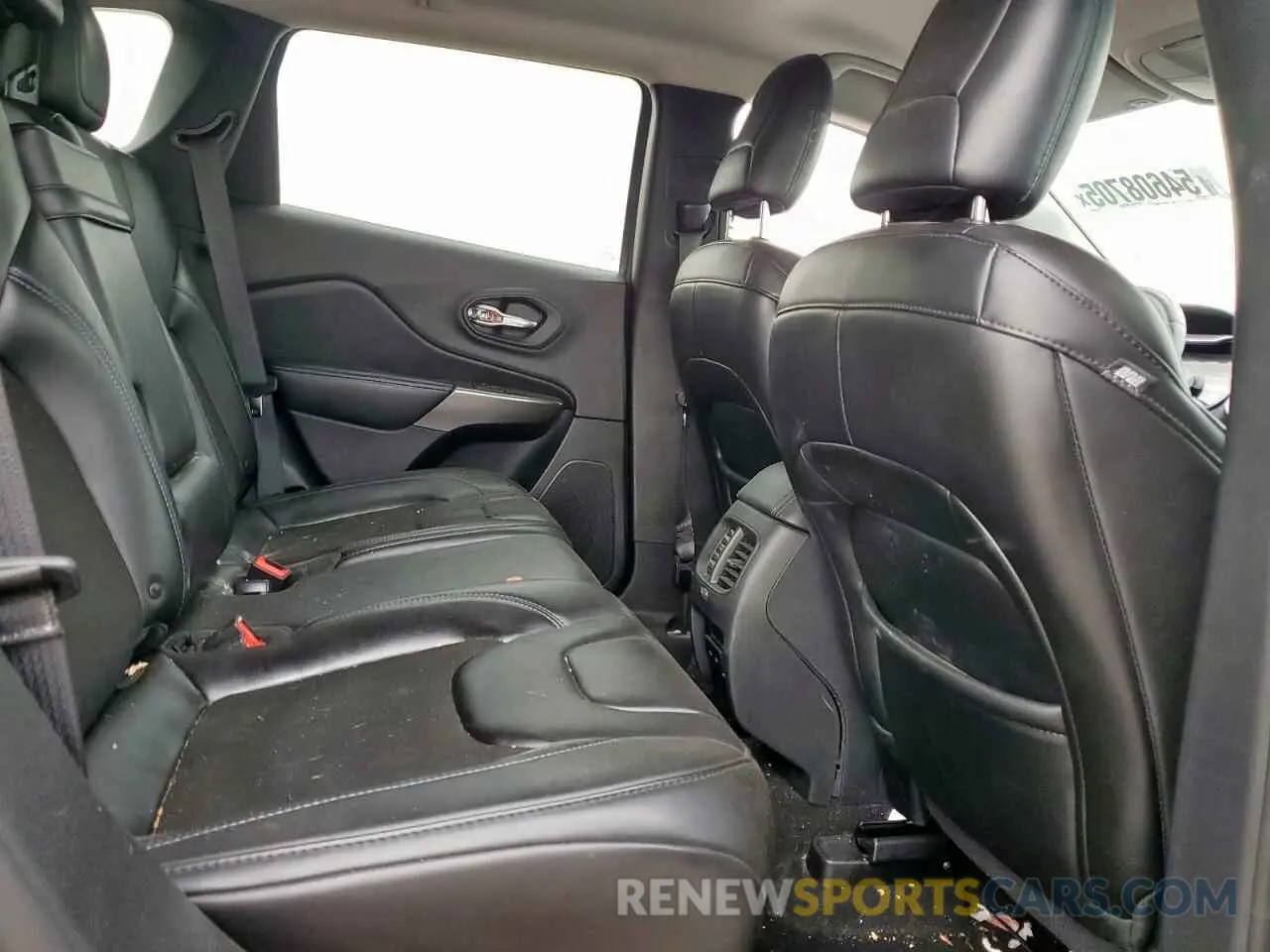 10 Фотография поврежденного автомобиля 1C4PJLLB2KD333533 JEEP GRAND CHER 2019