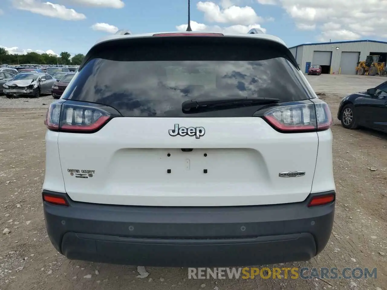 6 Photograph of a damaged car 1C4PJLLB3KD420387 JEEP GRAND CHER 2019