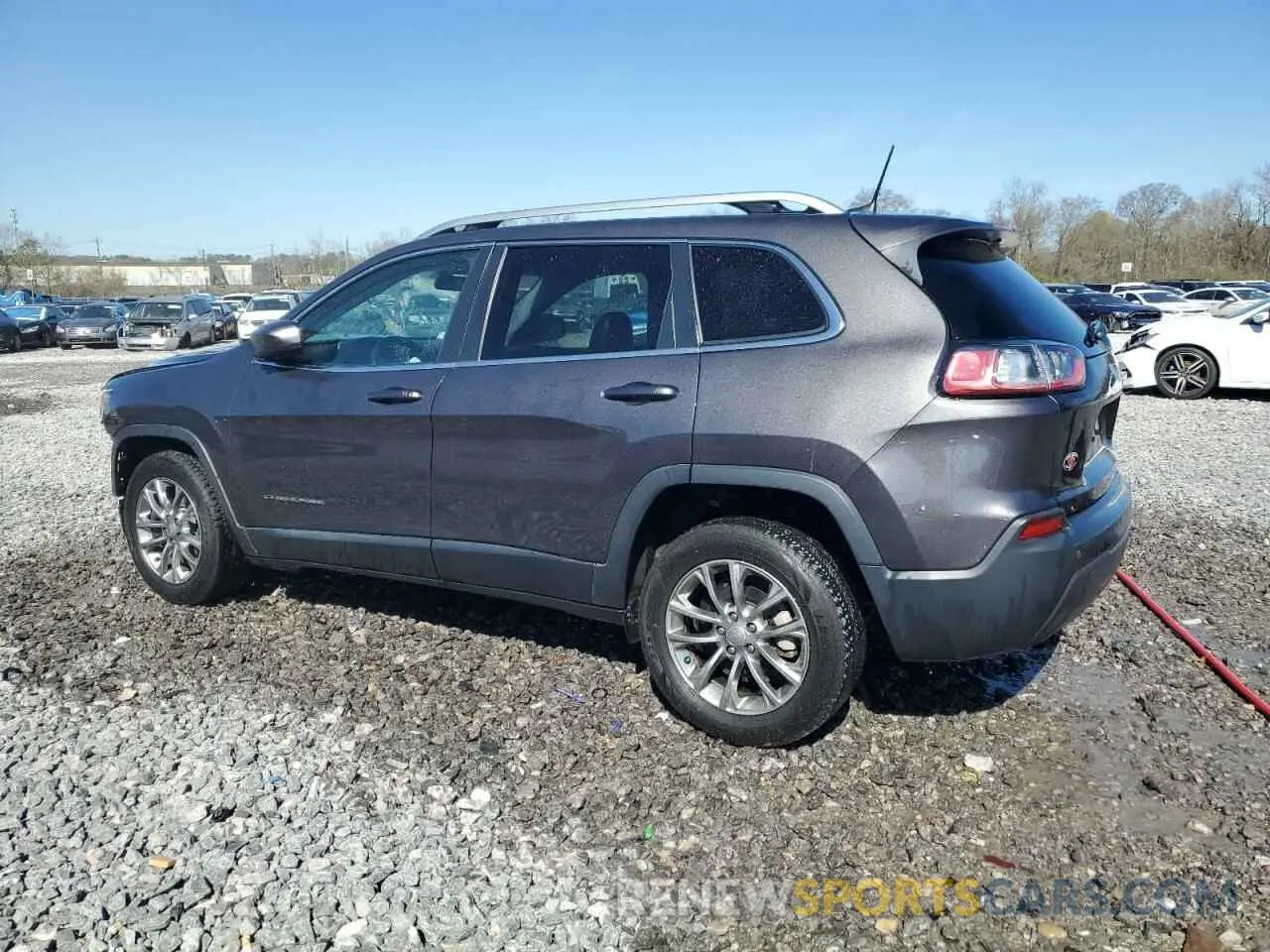 2 Фотография поврежденного автомобиля 1C4PJLLB4KD316779 JEEP GRAND CHER 2019