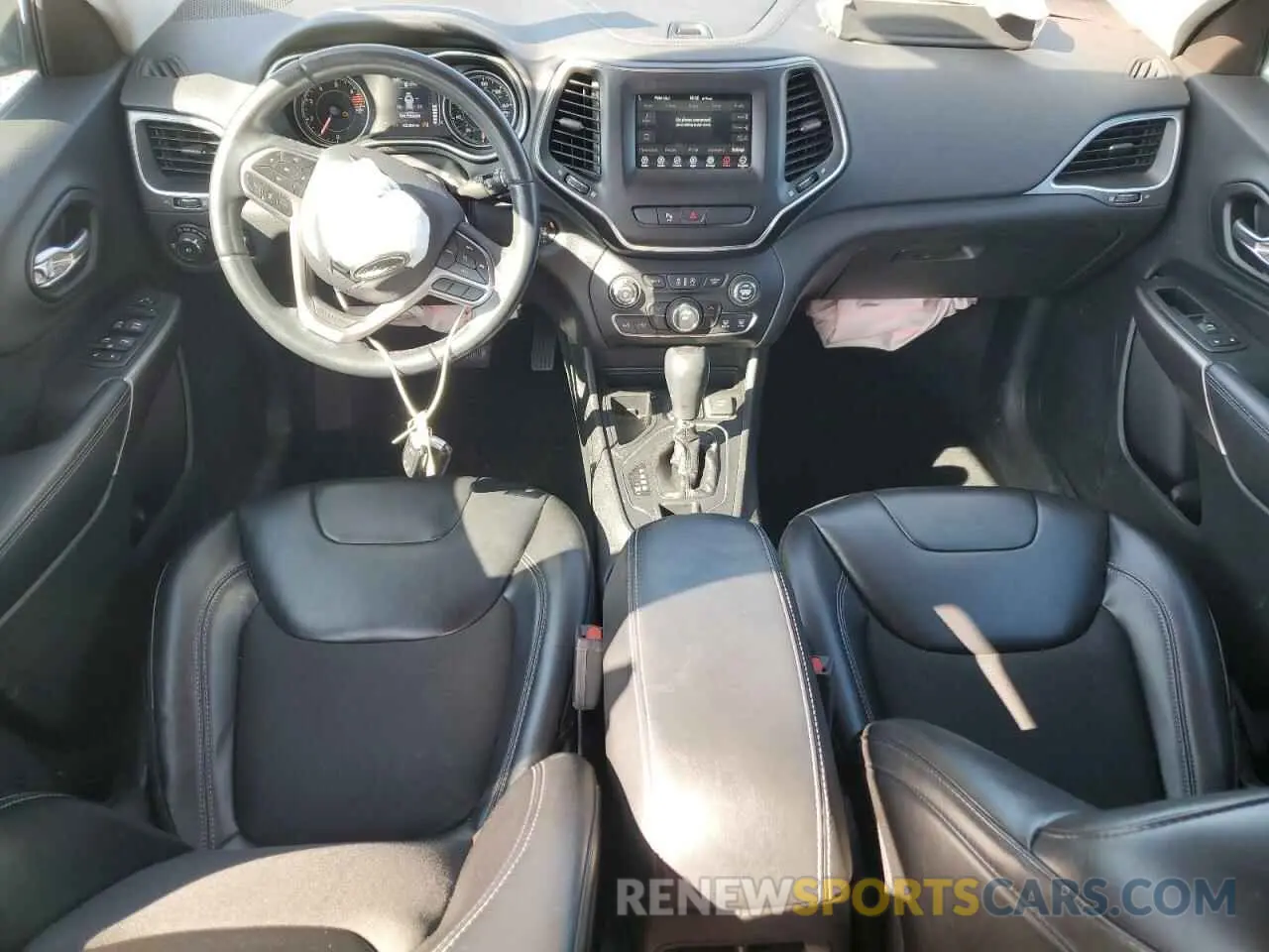 8 Фотография поврежденного автомобиля 1C4PJLLB4KD316779 JEEP GRAND CHER 2019