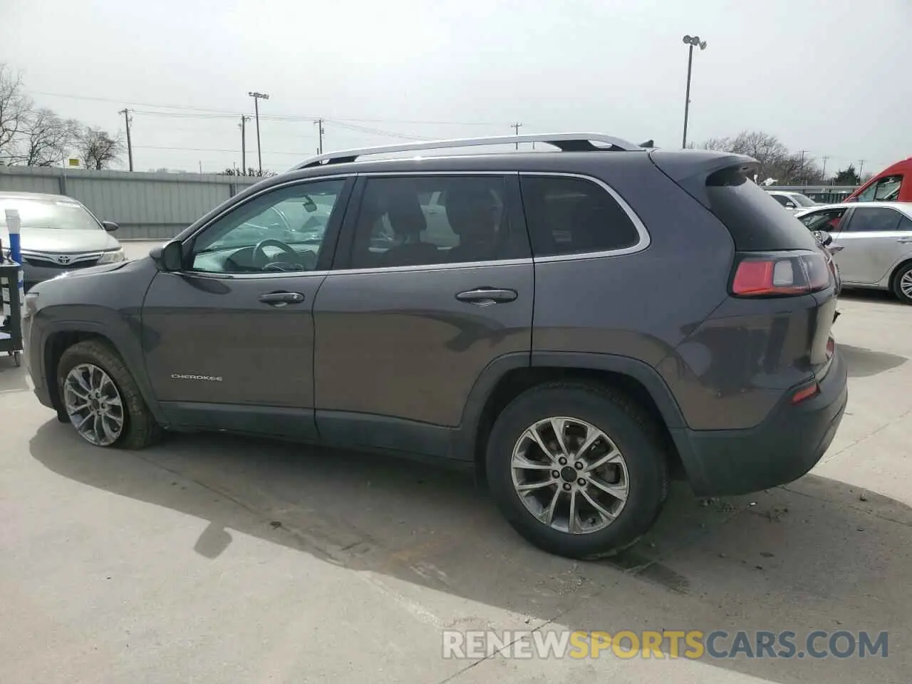 2 Photograph of a damaged car 1C4PJLLB5KD202922 JEEP GRAND CHER 2019