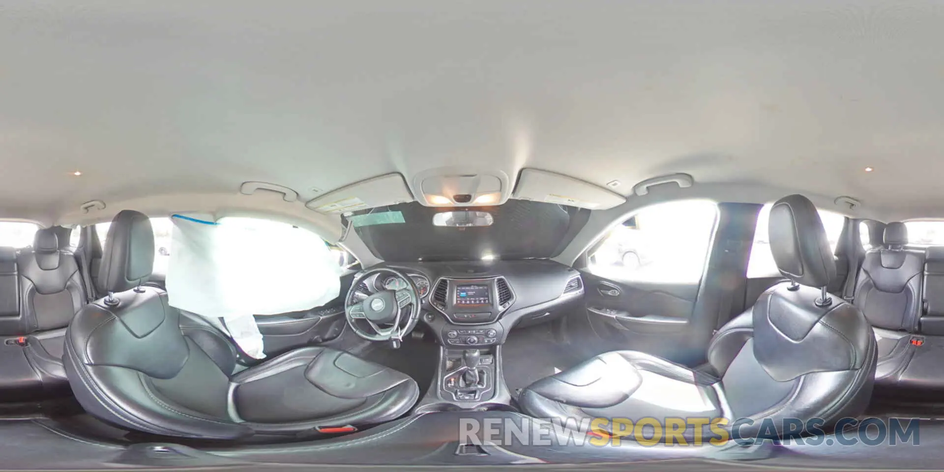 15 Photograph of a damaged car 1C4PJLLB5KD373217 JEEP GRAND CHER 2019
