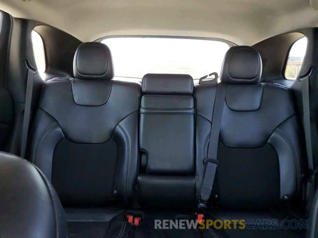 10 Фотография поврежденного автомобиля 1C4PJLLB7KD111750 JEEP GRAND CHER 2019