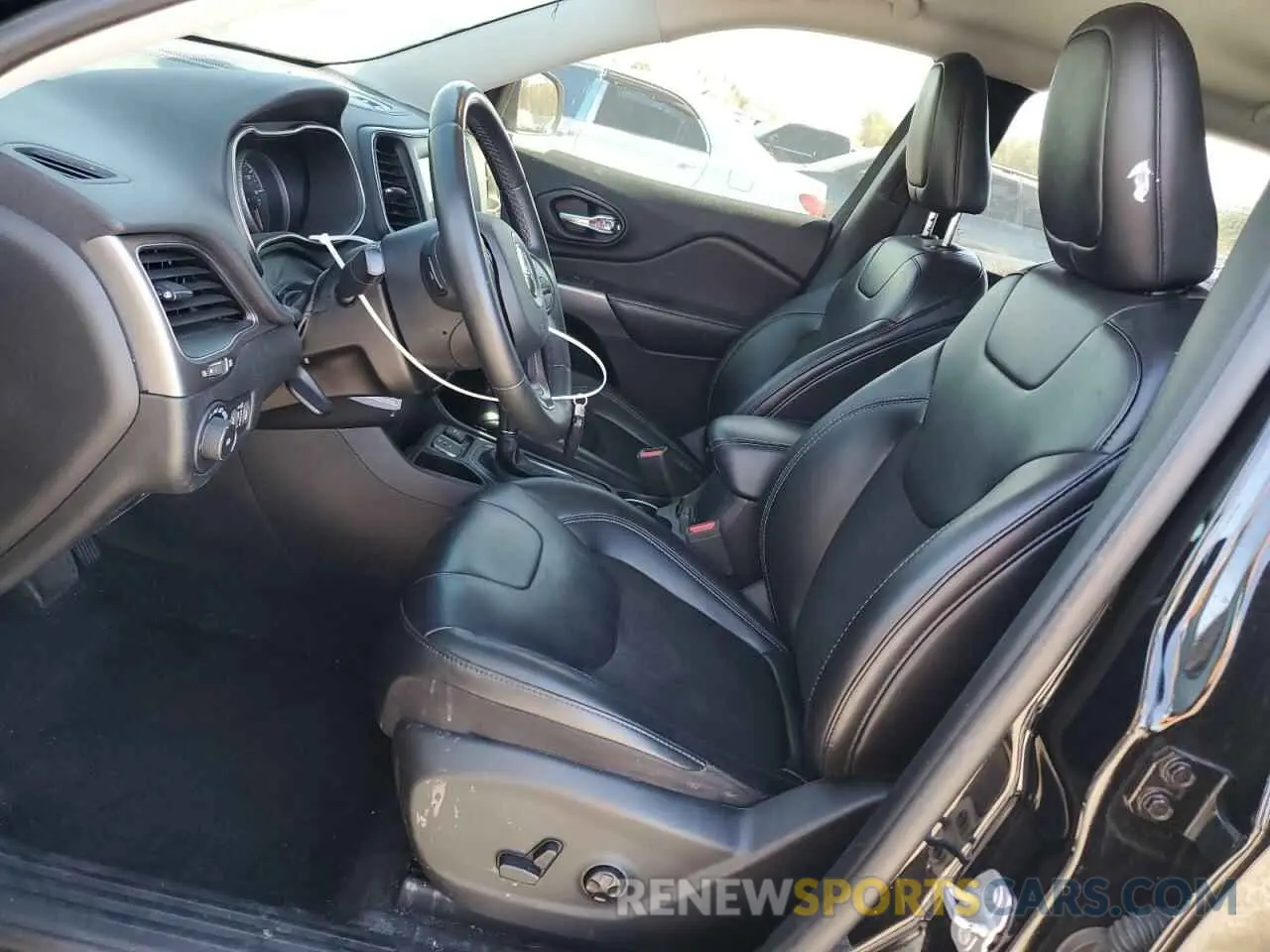 7 Фотография поврежденного автомобиля 1C4PJLLB7KD111750 JEEP GRAND CHER 2019
