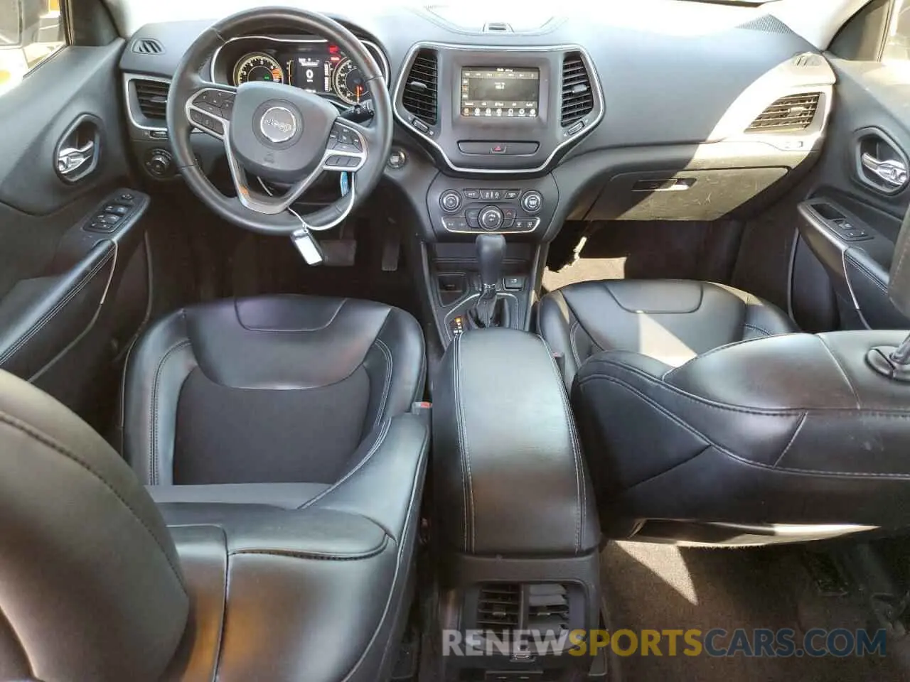 8 Фотография поврежденного автомобиля 1C4PJLLB7KD111750 JEEP GRAND CHER 2019