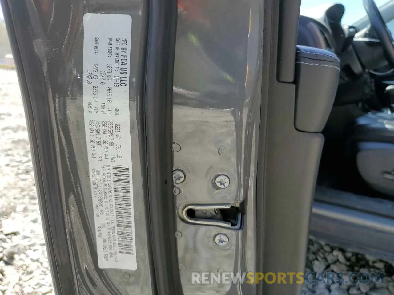 13 Photograph of a damaged car 1C4PJLLB9KD346506 JEEP GRAND CHER 2019