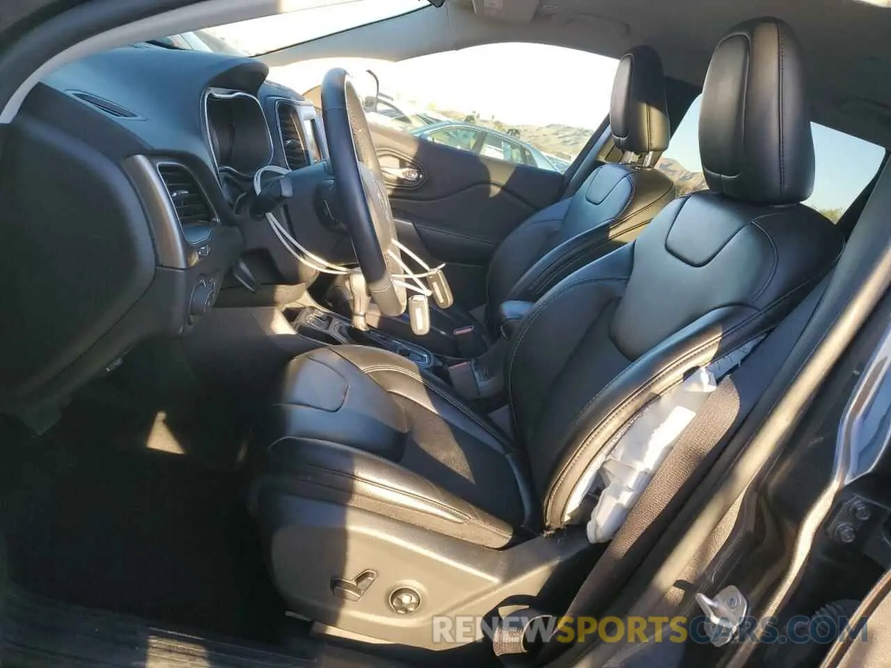 7 Фотография поврежденного автомобиля 1C4PJLLBXKD248116 JEEP GRAND CHER 2019