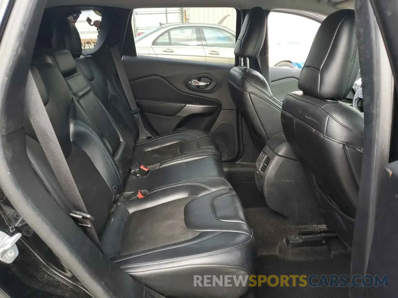 11 Фотография поврежденного автомобиля 1C4PJLLBXKD366277 JEEP GRAND CHER 2019