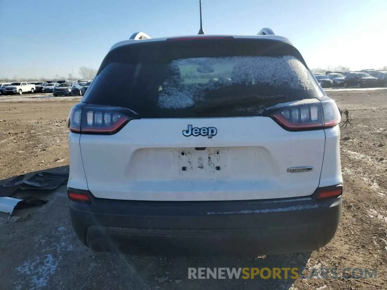 6 Photograph of a damaged car 1C4PJLLBXKD443875 JEEP GRAND CHER 2019