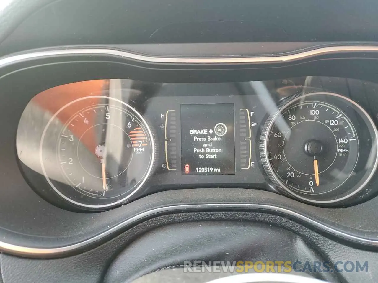 9 Photograph of a damaged car 1C4PJLLBXKD443875 JEEP GRAND CHER 2019