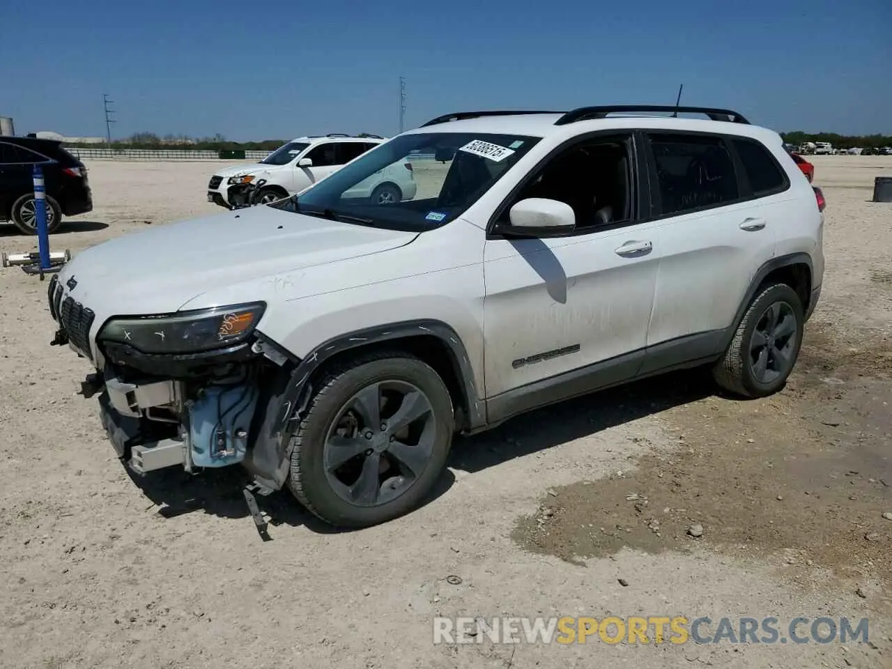 1 Photograph of a damaged car 1C4PJLLX5KD392622 JEEP GRAND CHER 2019