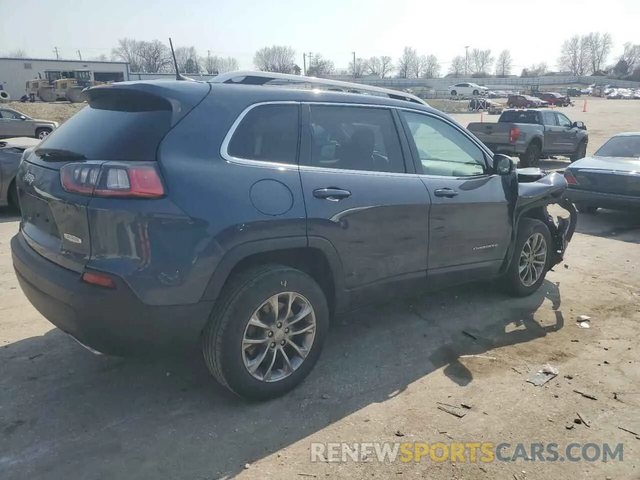 3 Photograph of a damaged car 1C4PJLLX6KD384089 JEEP GRAND CHER 2019