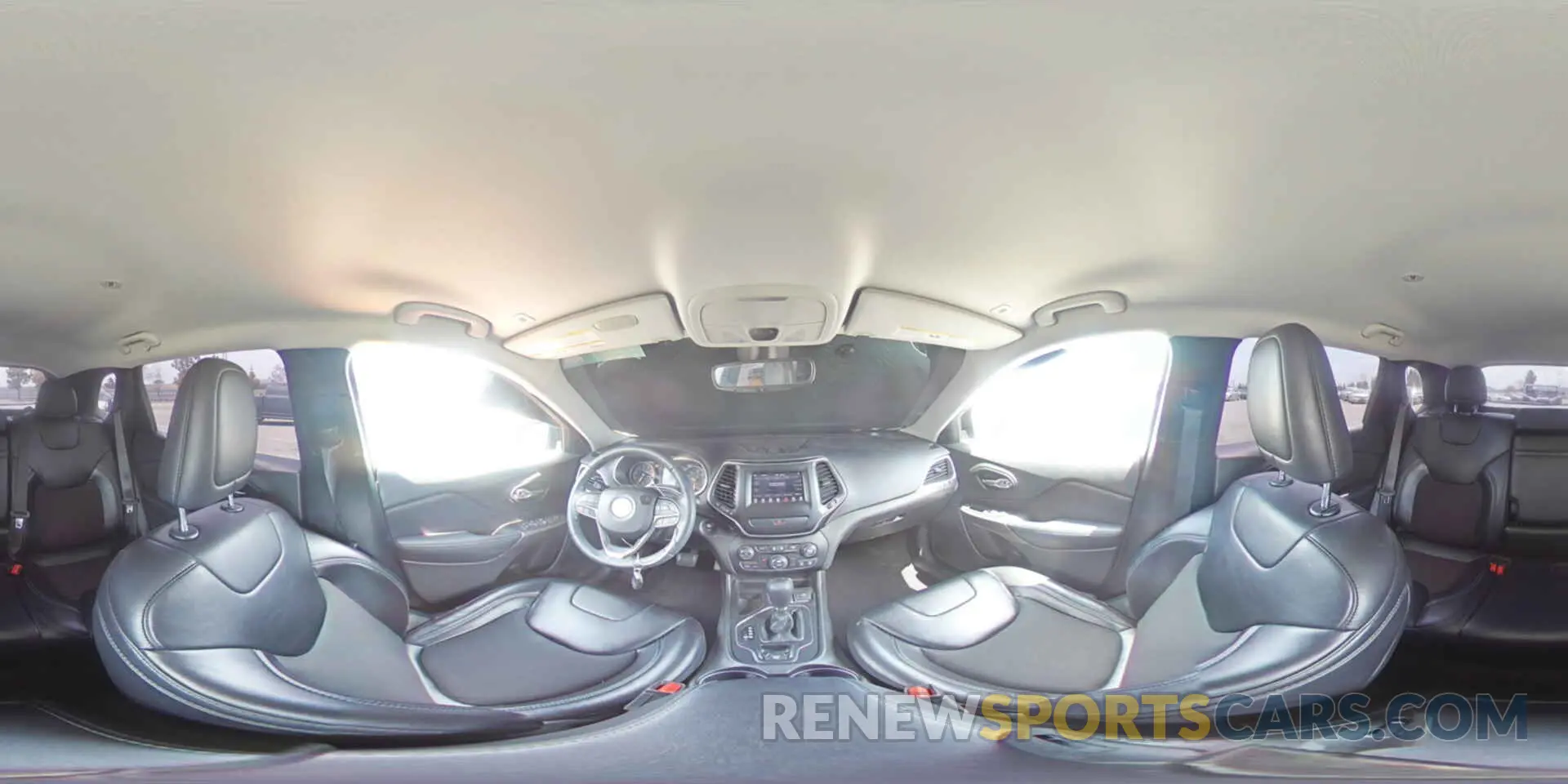 14 Photograph of a damaged car 1C4PJLLX7KD206465 JEEP GRAND CHER 2019