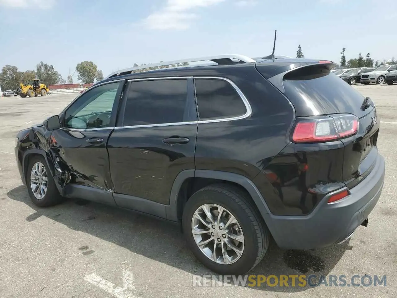 2 Photograph of a damaged car 1C4PJLLX7KD206465 JEEP GRAND CHER 2019