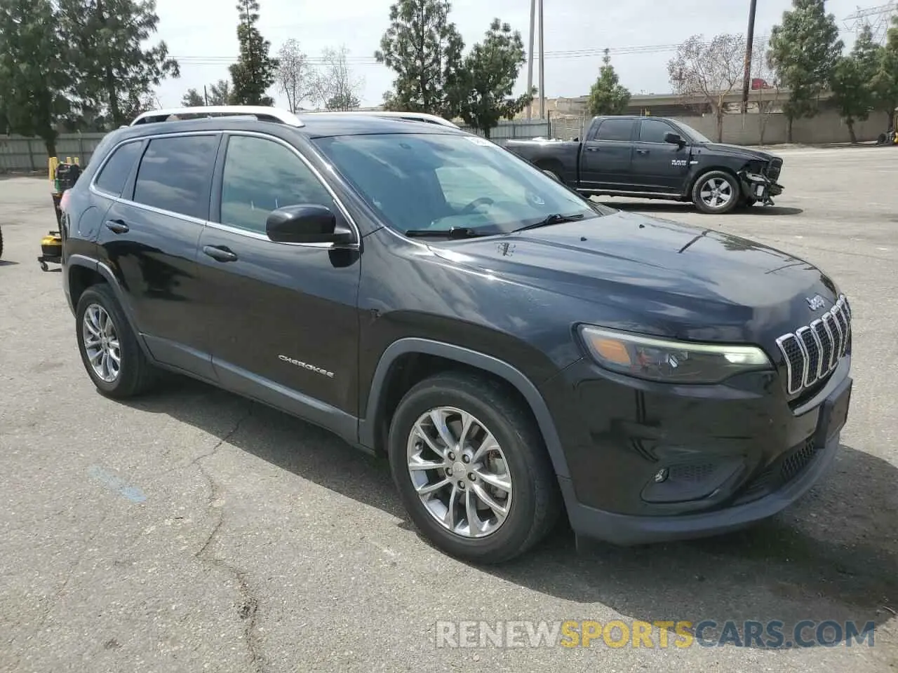 4 Photograph of a damaged car 1C4PJLLX7KD206465 JEEP GRAND CHER 2019