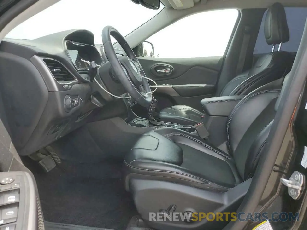 7 Photograph of a damaged car 1C4PJLLX7KD206465 JEEP GRAND CHER 2019