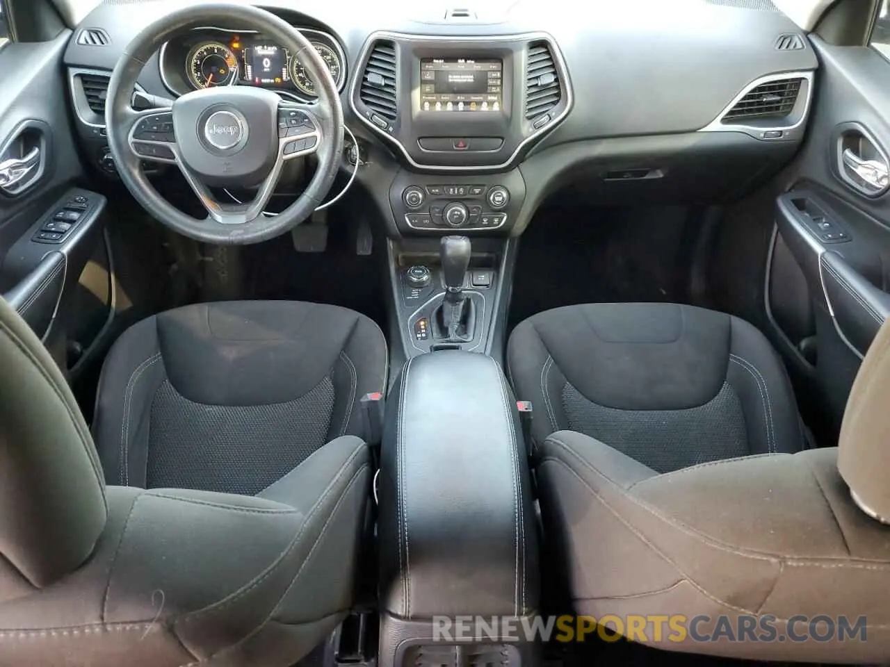 8 Фотография поврежденного автомобиля 1C4PJMCB0KD140030 JEEP GRAND CHER 2019