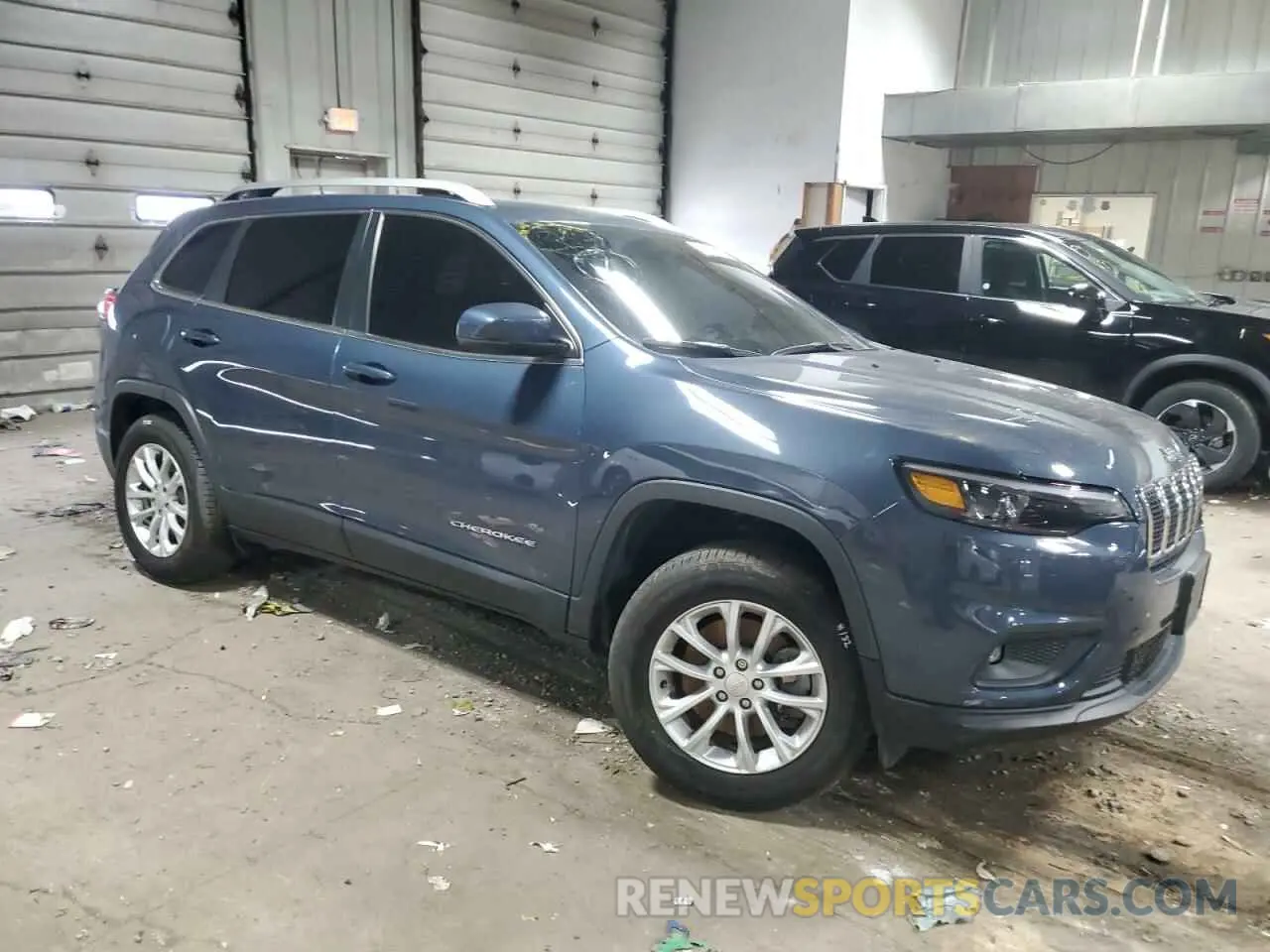 4 Photograph of a damaged car 1C4PJMCB2KD484202 JEEP GRAND CHER 2019