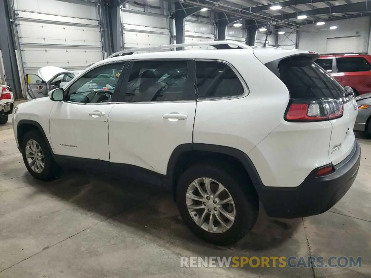 2 Photograph of a damaged car 1C4PJMCB4KD167666 JEEP GRAND CHER 2019