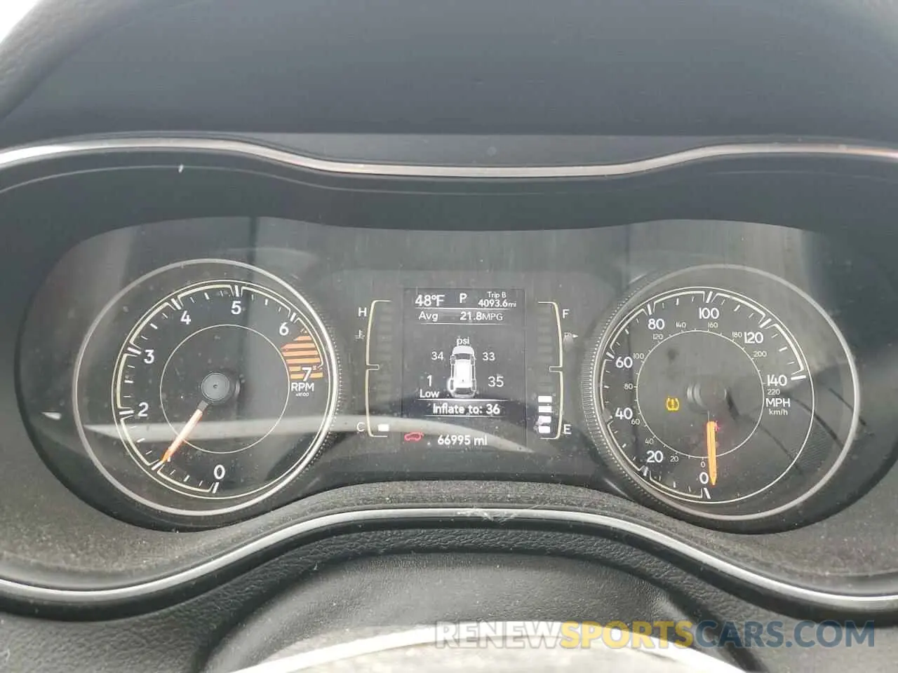 9 Photograph of a damaged car 1C4PJMCB7KD394821 JEEP GRAND CHER 2019