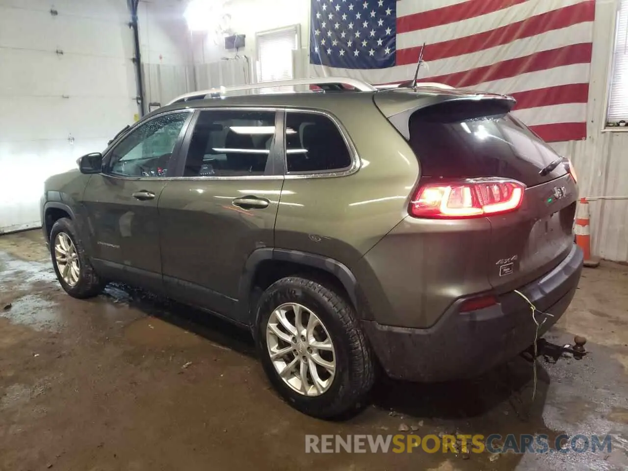 2 Photograph of a damaged car 1C4PJMCB9KD163855 JEEP GRAND CHER 2019