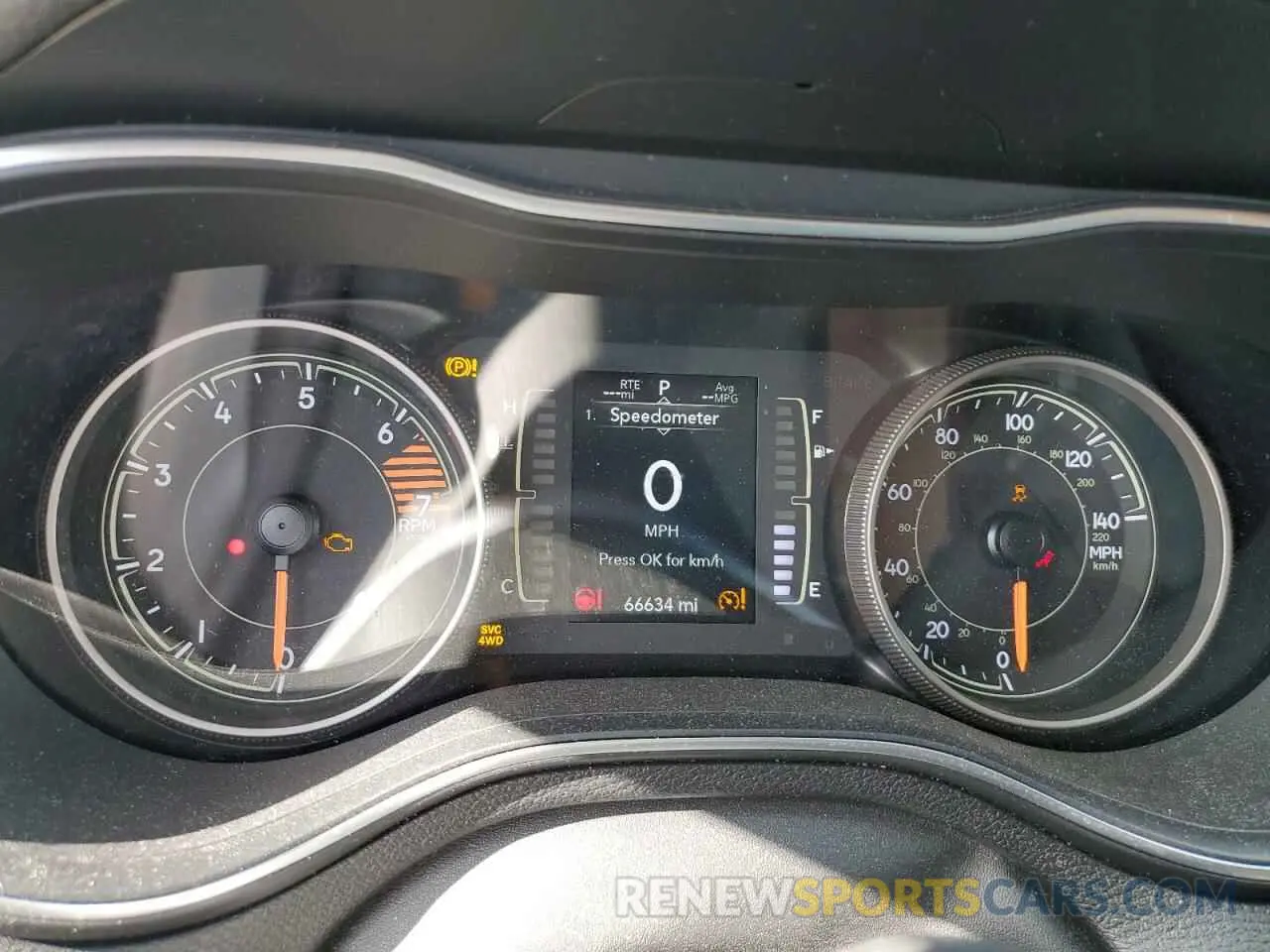 9 Фотография поврежденного автомобиля 1C4PJMCBXKD240104 JEEP GRAND CHER 2019