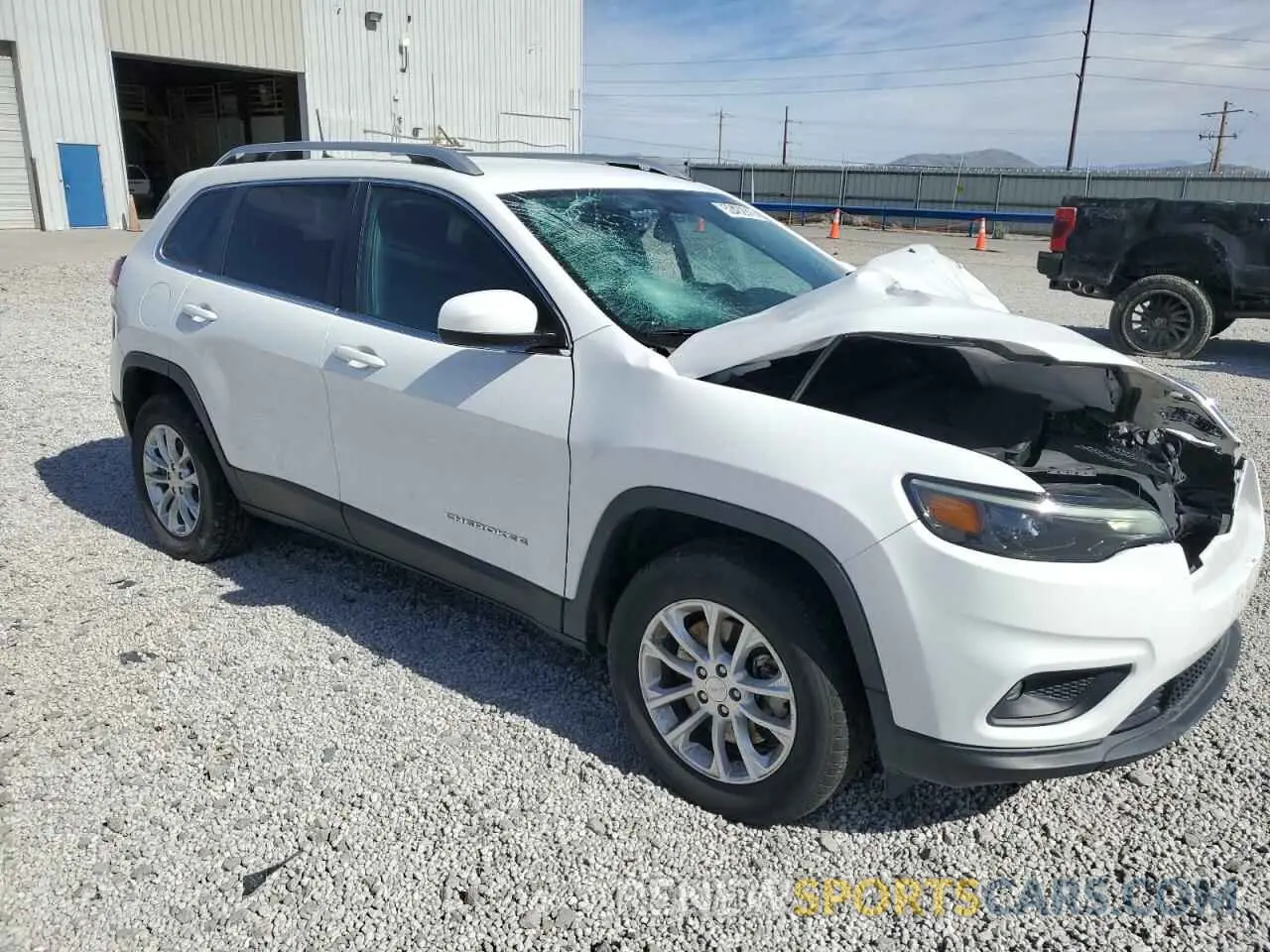 4 Photograph of a damaged car 1C4PJMCBXKD485498 JEEP GRAND CHER 2019