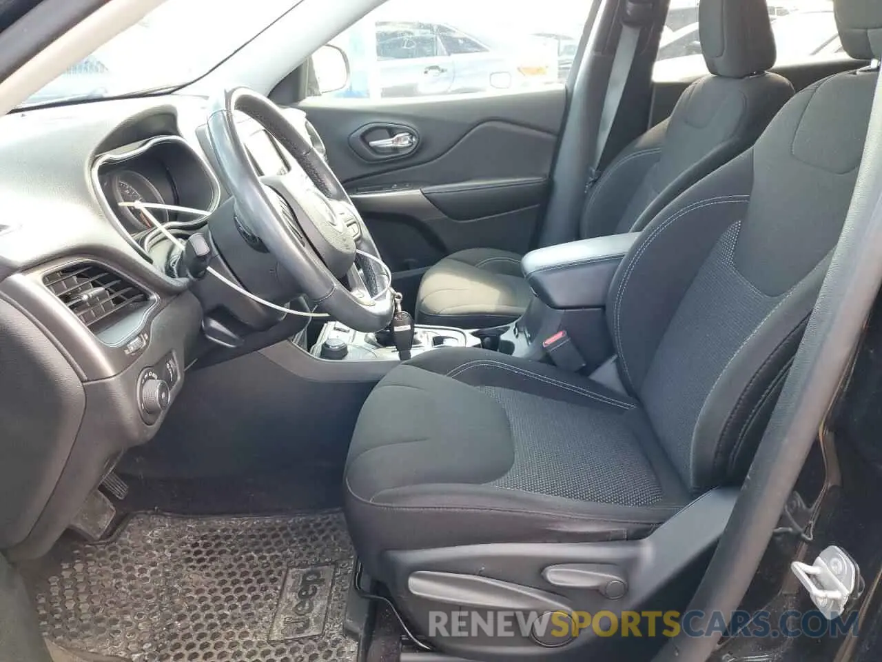 7 Фотография поврежденного автомобиля 1C4PJMCX8KD229789 JEEP GRAND CHER 2019