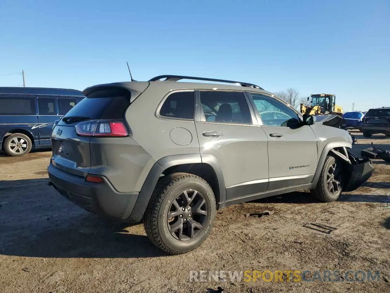 3 Photograph of a damaged car 1C4PJMCX8KD449014 JEEP GRAND CHER 2019