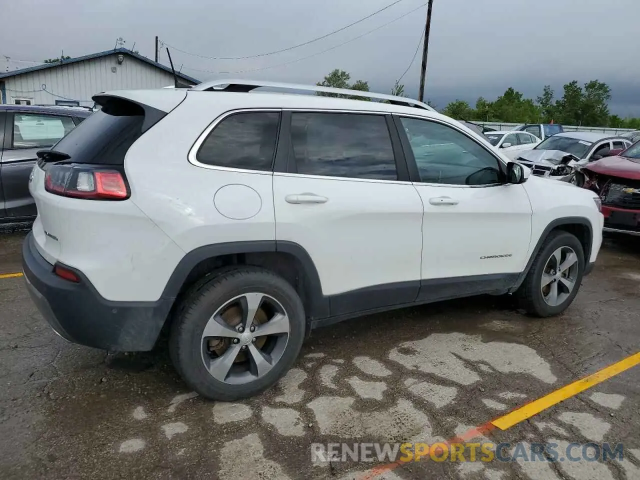 3 Photograph of a damaged car 1C4PJMDN5KD180550 JEEP GRAND CHER 2019