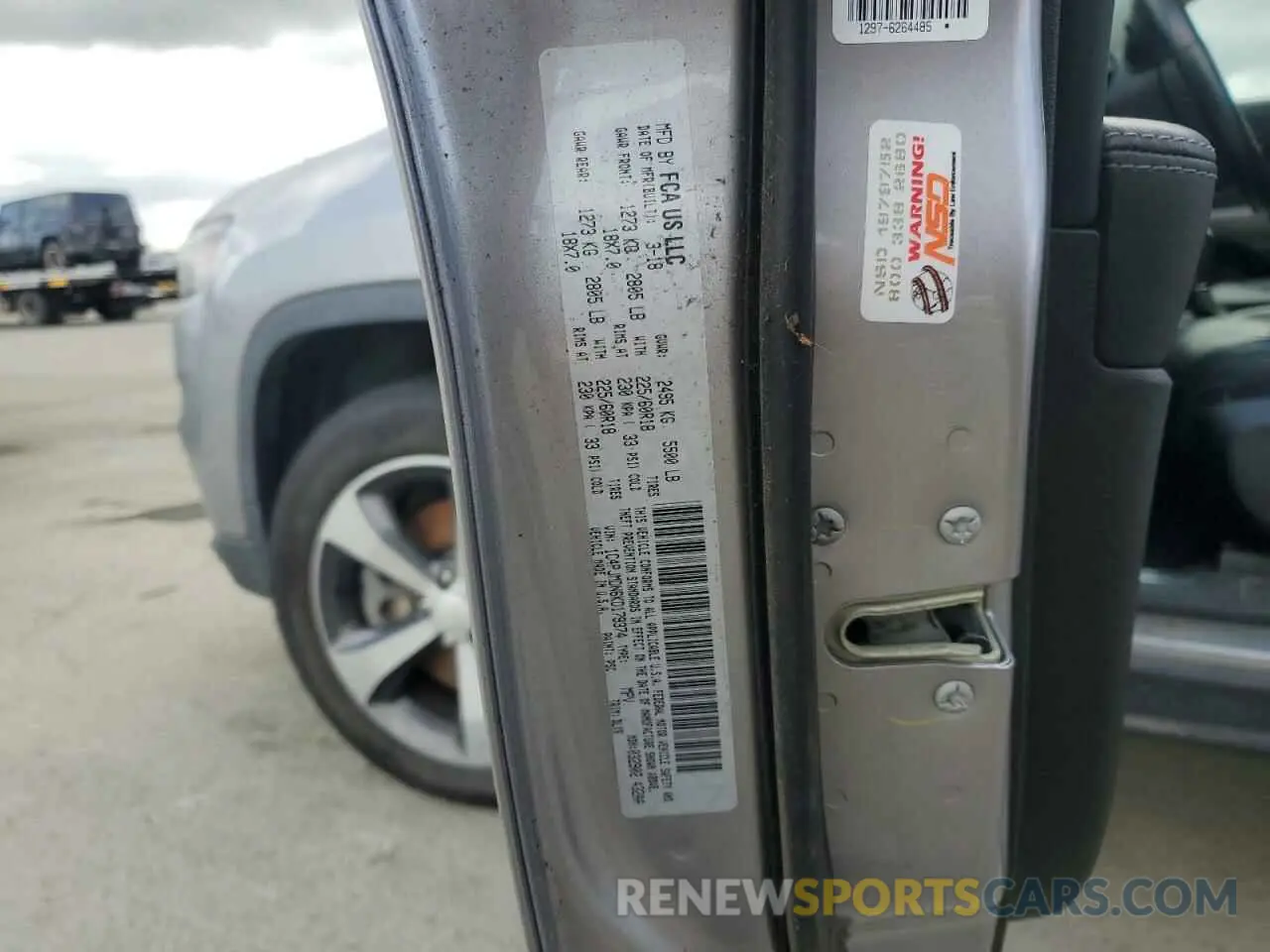 12 Photograph of a damaged car 1C4PJMDN6KD179374 JEEP GRAND CHER 2019