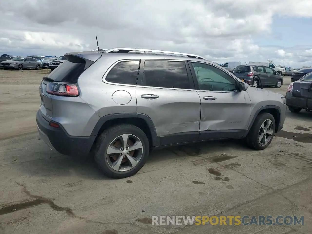3 Photograph of a damaged car 1C4PJMDN6KD179374 JEEP GRAND CHER 2019